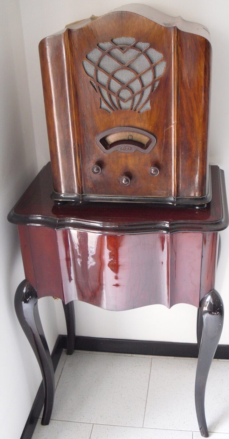 Czy antyki to opłacalna inwestycja?